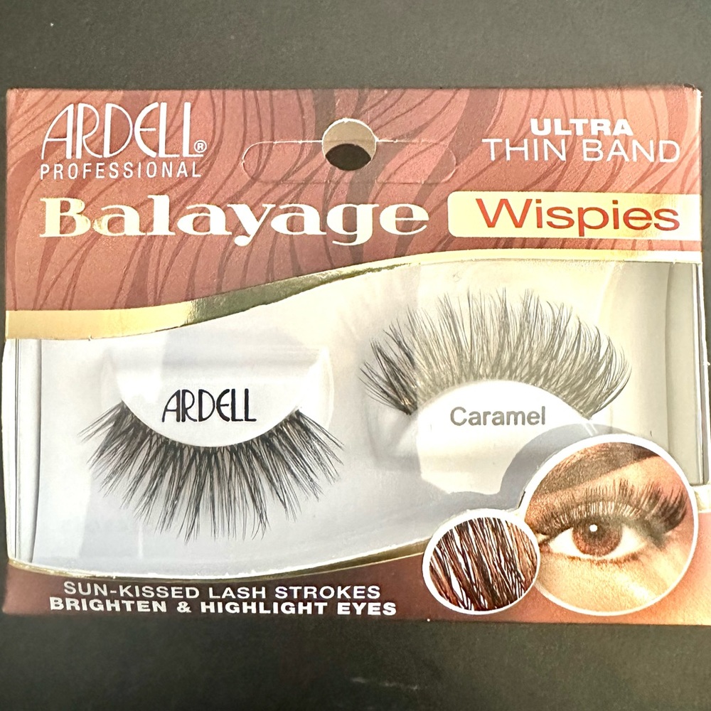 Brand new false eyelashes